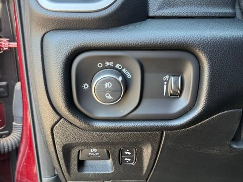 Used 2021 RAM 1500 Big Horn AWD/4WD image 27
