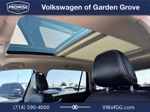 Used 2024 Volkswagen Atlas SE FWD image 19
