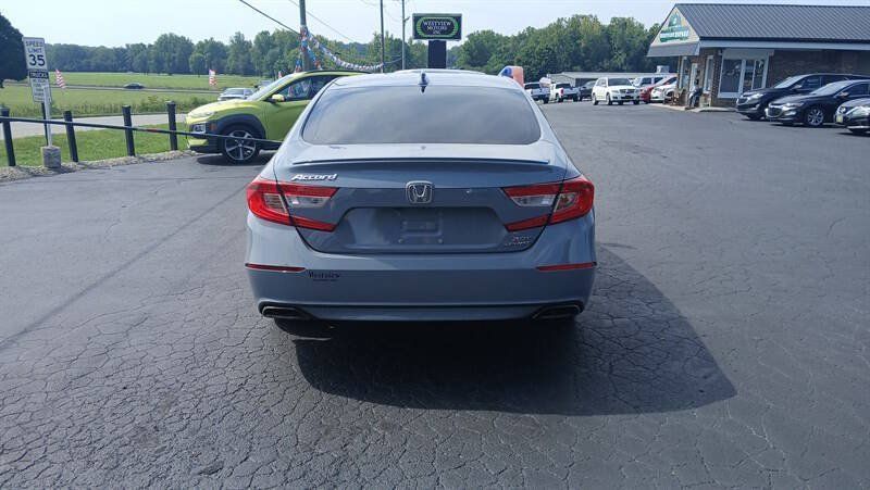 Used 2021 Honda Accord Sport image 3