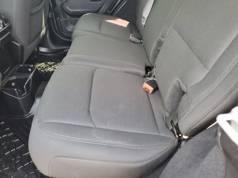 Used 2018 Jeep Wrangler Unlimited Sport AWD/4WD image 15