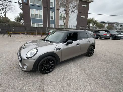 Used 2018 MINI Cooper S image 4