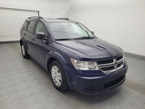 Used 2020 Dodge Journey SE w/ SE Popular Equipment Group FWD image 13