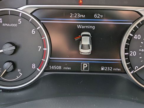 Used 2025 Nissan Sentra SV w/ SV Premium Package FWD image 13