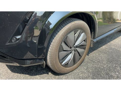 Used 2024 Nissan Ariya AWD image 11