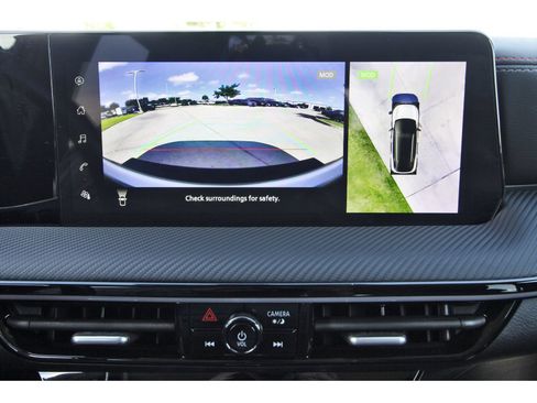 Certified 2025 Nissan Kicks SR w/ Illumination Package FWD image 24