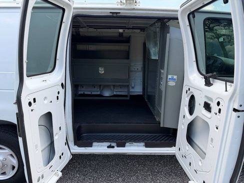 Used 2008 Ford E-250 and Econoline 250 RWD image 17