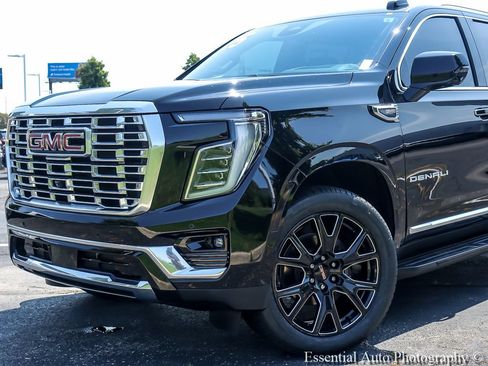 Certified 2025 GMC Yukon XL Denali AWD/4WD image 3