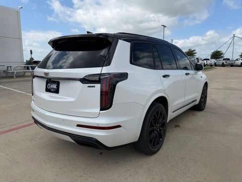 Used 2023 Cadillac XT6 Sport AWD/4WD image 3