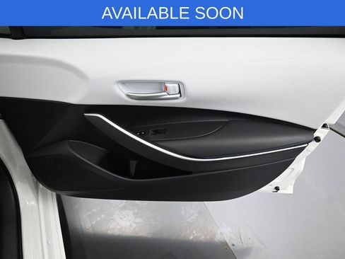 Used 2021 Toyota Corolla SE w/ SE Premium Package image 31