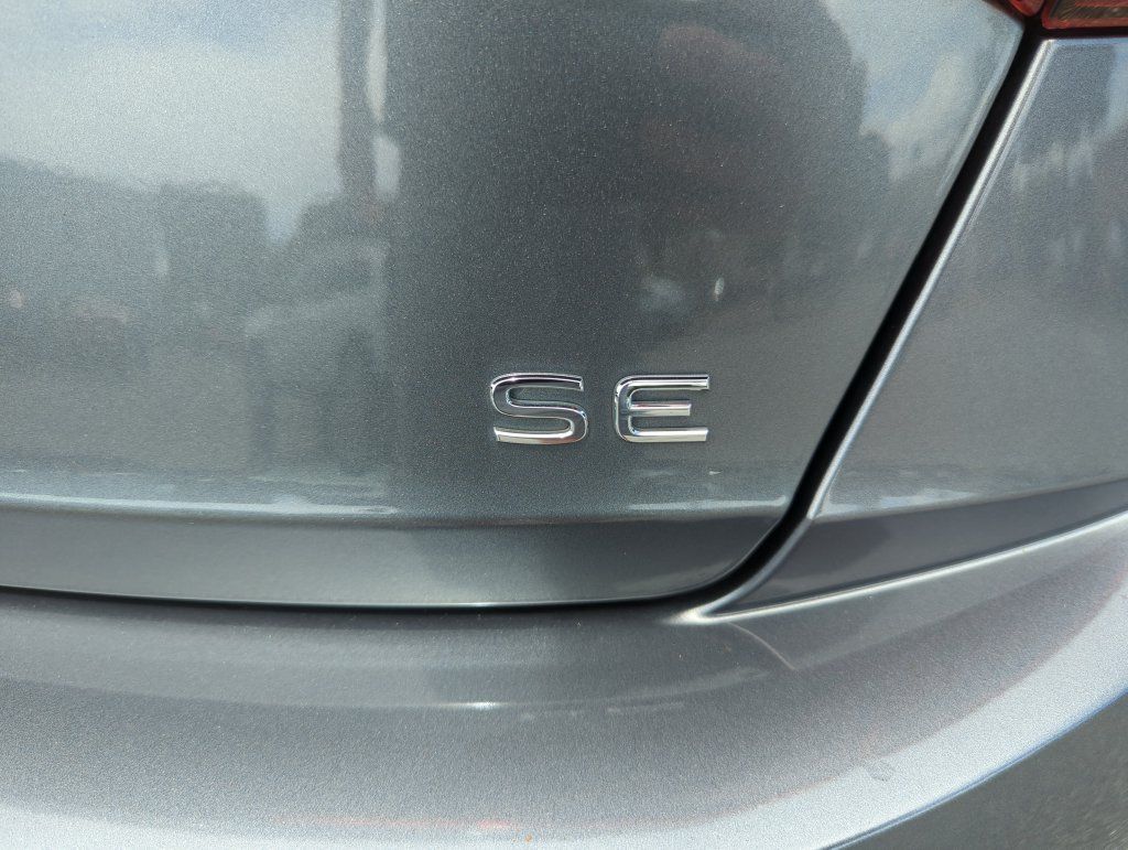 Used 2022 Volkswagen Jetta SE FWD image 21