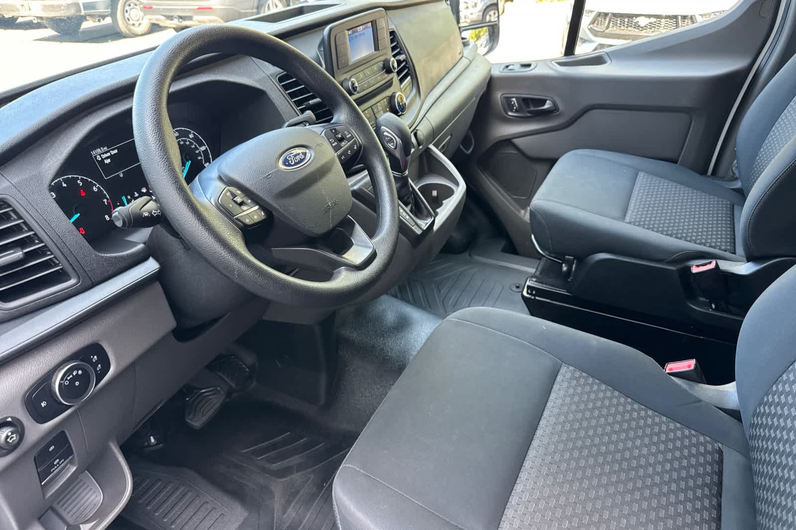 Used 2025 Ford Transit 250 Low Roof w/ Exterior Upgrade Package RWD image 3