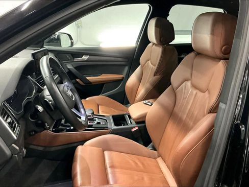 Used 2022 Audi Q5 e Premium Plus w/ Premium Plus Package image 27