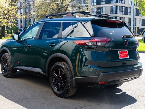 New 2026 Nissan Rogue SV w/ Rock Creek Premium Package AWD/4WD image 4
