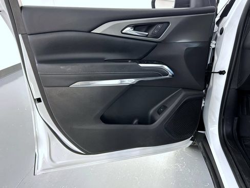 Certified 2025 Chevrolet Traverse LT AWD/4WD image 10