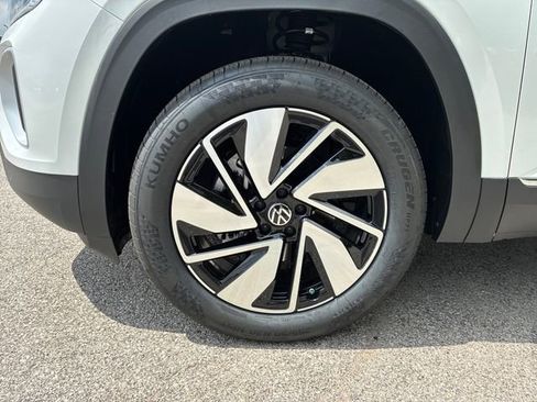 New 2026 Volkswagen Atlas SEL AWD/4WD image 9