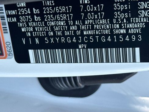 New 2026 Kia Sorento LX FWD image 32