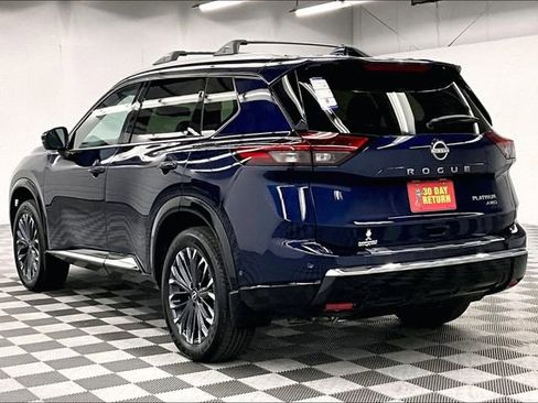 New 2025 Nissan Rogue Platinum w/ Platinum Premium Package image 4