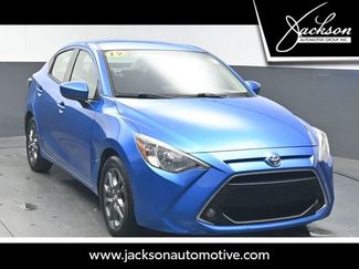 Used 2019 Toyota Yaris LE video 1