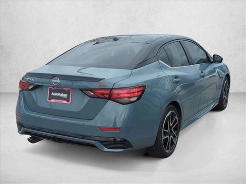 New 2025 Nissan Sentra SR w/ SR Premium Package FWD image 7
