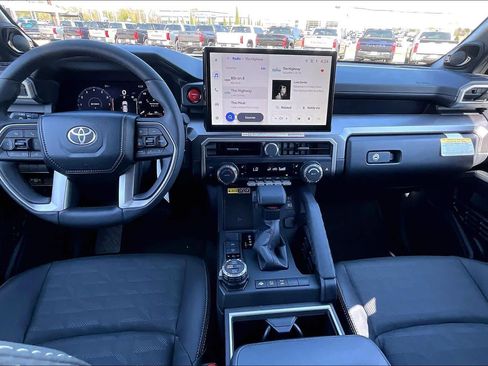 New 2026 Toyota 4Runner TRD Off-Road Premium AWD/4WD image 5