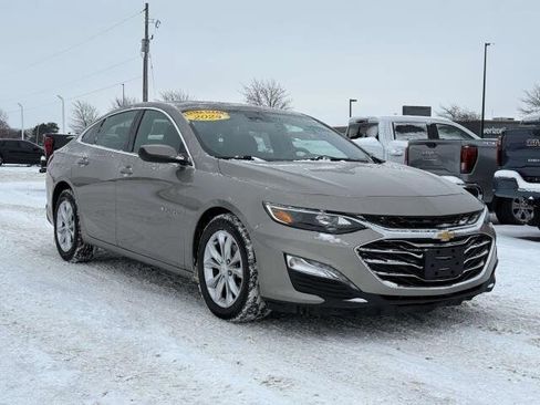Used 2024 Chevrolet Malibu LT image 4
