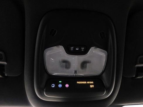 Used 2023 Chevrolet TrailBlazer ACTIV w/ Convenience Package image 42