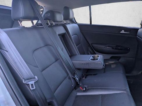 Used 2020 Kia Sportage EX image 18