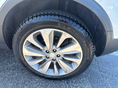 Used 2020 Buick Encore Preferred FWD image 41