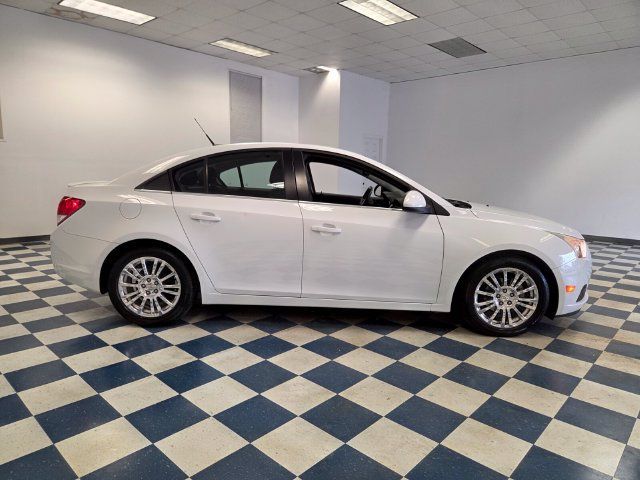 Used 2012 Chevrolet Cruze Eco FWD image 8