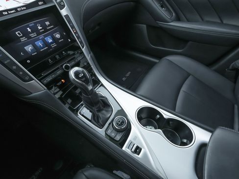 Used 2019 INFINITI Q50 Luxe w/ Essential Package (3.0T Luxe) image 23