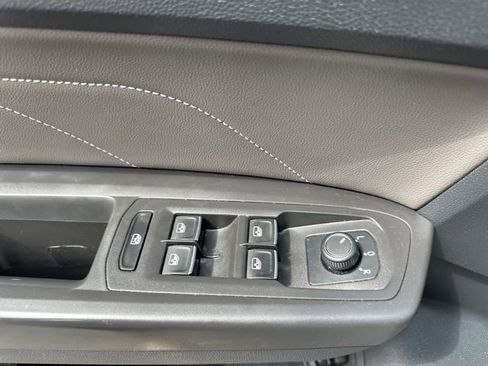 Used 2022 Volkswagen Atlas SE image 23