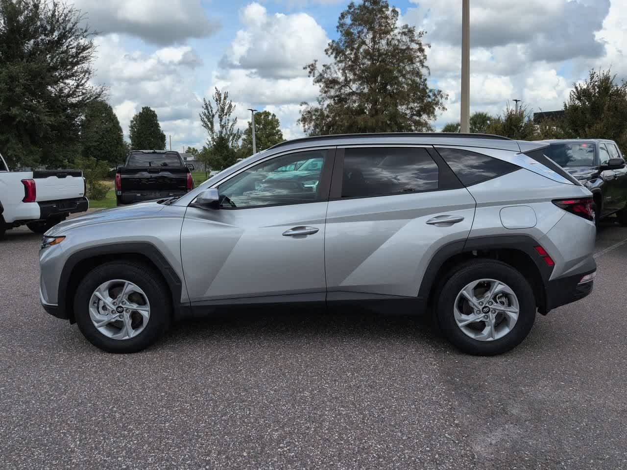 Used 2024 Hyundai Tucson SEL AWD/4WD image 3