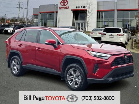 Used 2025 Toyota RAV4 XLE w/ Convenience Package AWD/4WD image 1