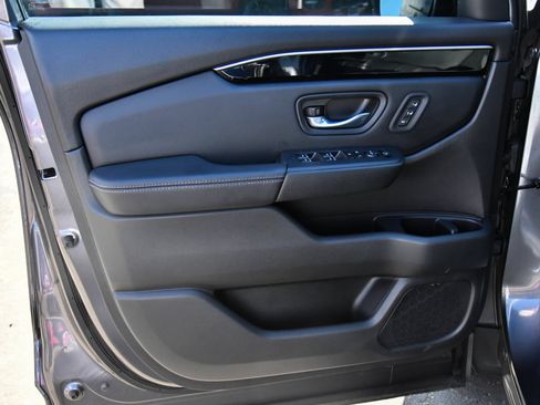 Used 2024 Honda Pilot EX-L image 14