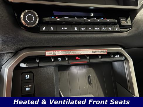 Used 2025 Toyota Tundra Limited image 10