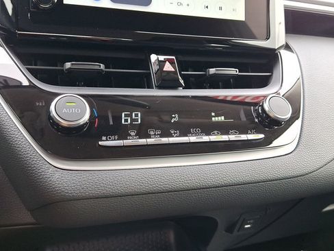 Certified 2026 Toyota Corolla LE FWD image 20