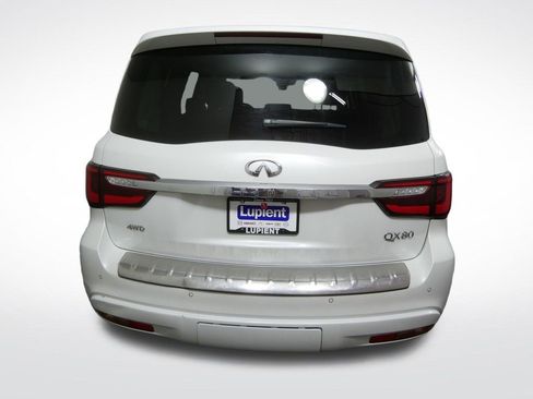 Used 2024 INFINITI QX80 Luxe AWD/4WD image 4