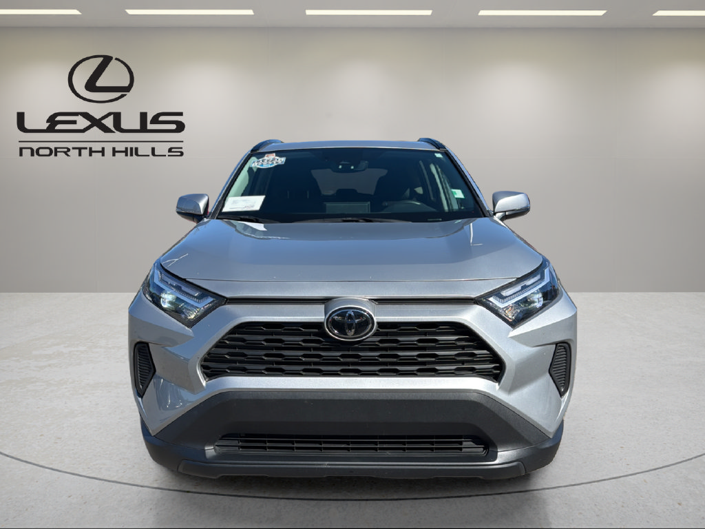 Used 2024 Toyota RAV4 XLE w/ Convenience Package AWD/4WD image 2