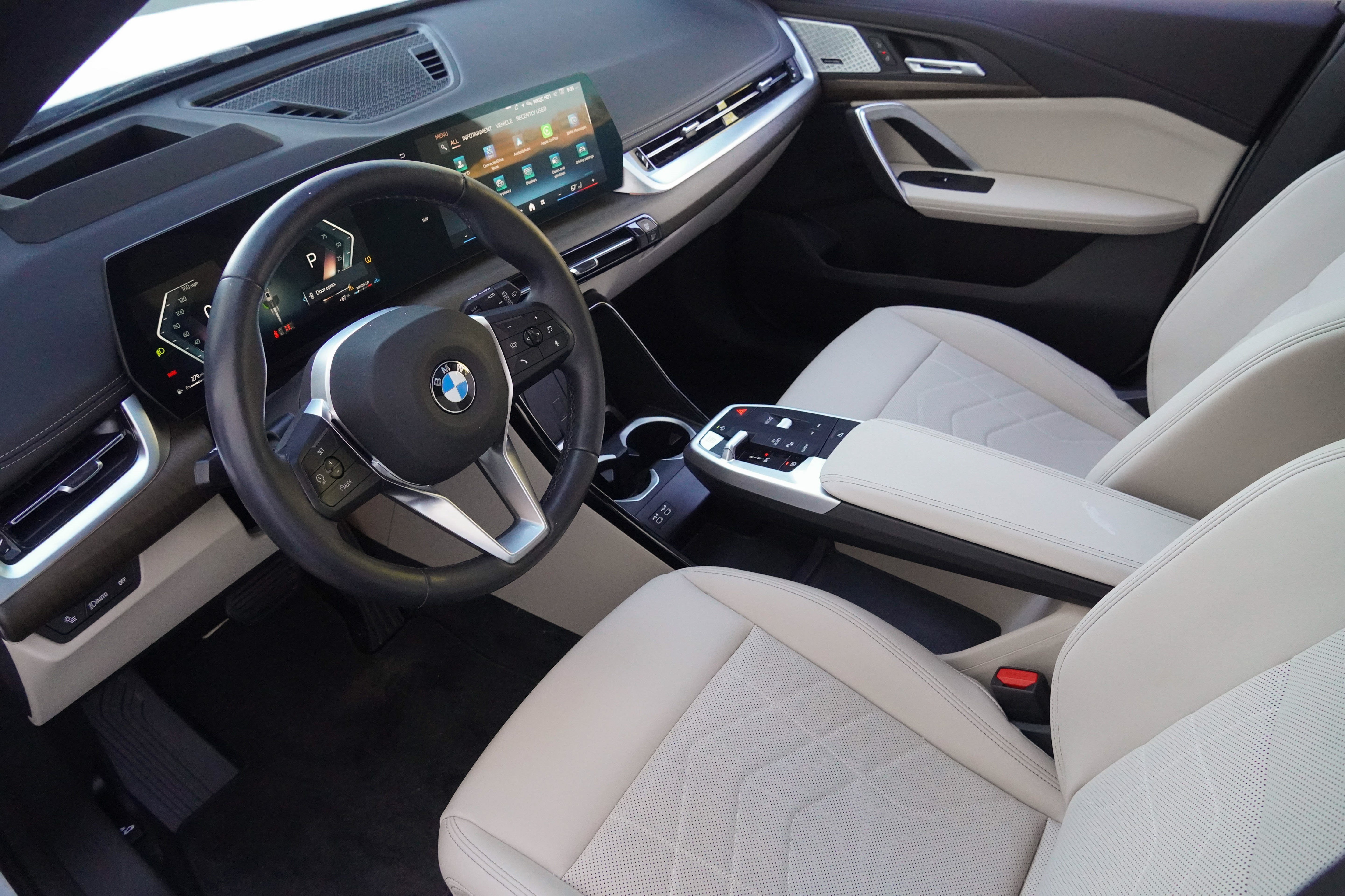 Certified 2024 BMW X1 xDrive28i w/ Technology Package AWD/4WD image 9