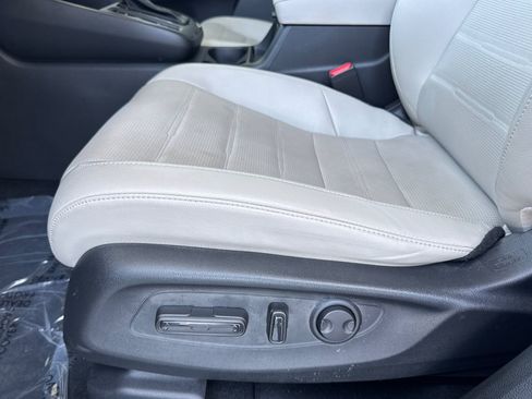 Certified 2023 Honda CR-V EX-L image 15