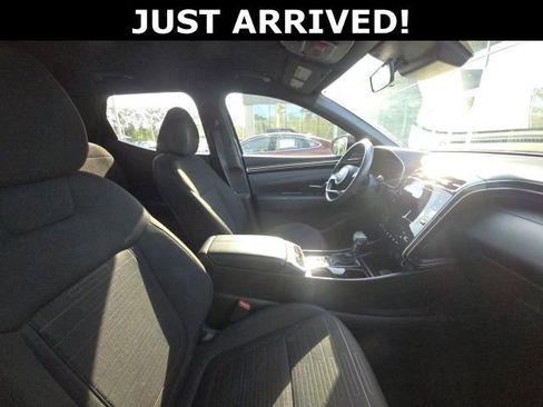 Used 2024 Hyundai Santa Cruz SEL AWD/4WD image 9