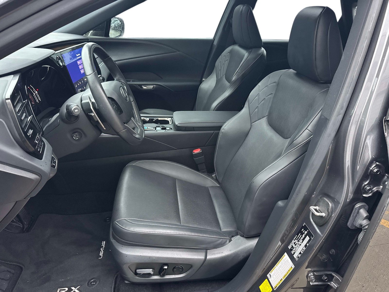 Used 2024 Lexus RX 350 Premium w/ Accessory Package (Z1) FWD image 22