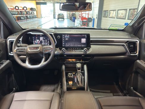 Used 2023 GMC Canyon Elevation w/ Elevation Premium Package image 13