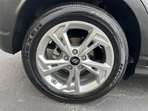 Used 2023 Hyundai Kona SEL w/ Convenience Package image 26