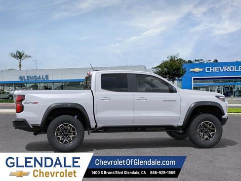 New 2026 Chevrolet Colorado ZR2 w/ Technology Package AWD/4WD image 5