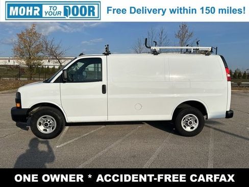 Used 2023 GMC Savana 3500 w/ Driver Convenience Package image 4