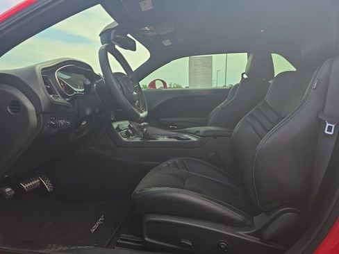 Used 2023 Dodge Challenger SRT Hellcat RWD image 5