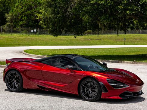 Used 2018 McLaren 720S Luxury RWD image 16