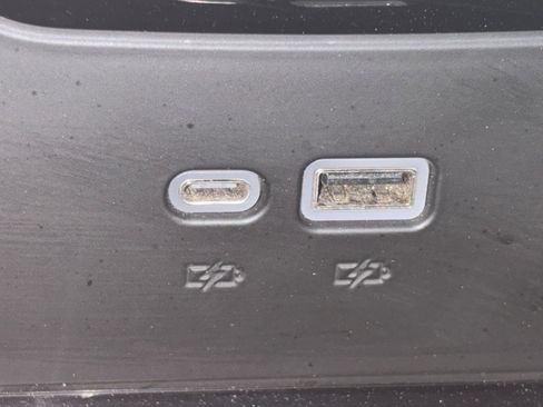 Used 2022 GMC Sierra 1500 AT4X image 6