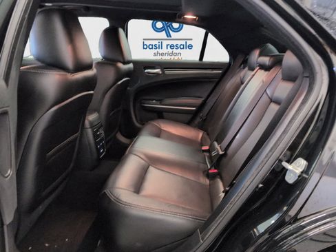 Used 2022 Chrysler 300 S w/ Comfort Group image 17